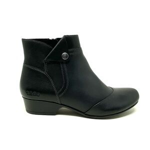 Taos Womens Oh Snap Dress Zip Bootie- Black Smooth Leather WIDE